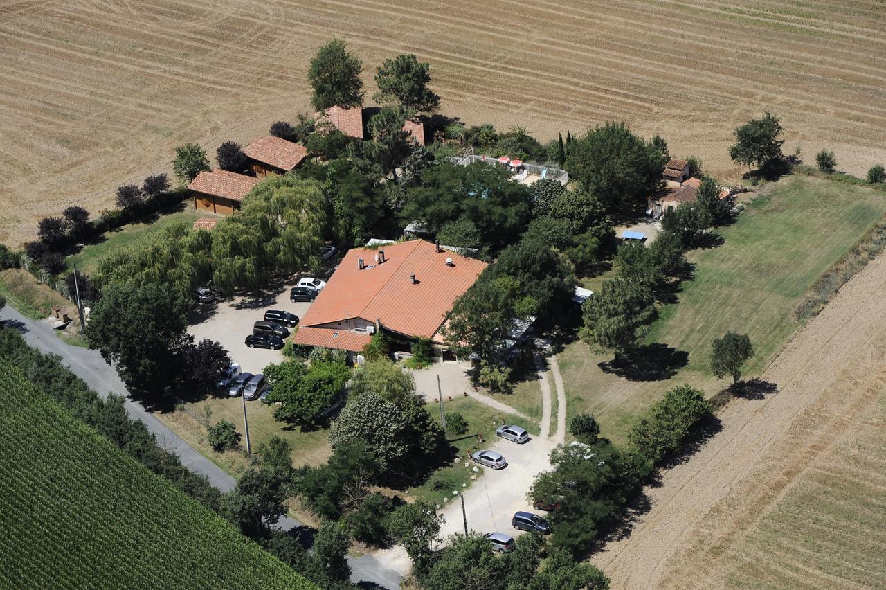 Auberge Du Flambadou Villematier Esterno foto