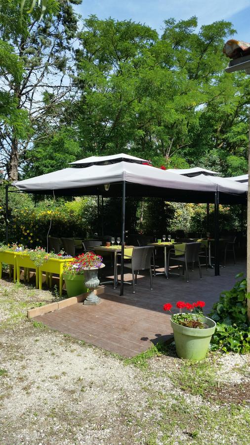 Auberge Du Flambadou Villematier Esterno foto