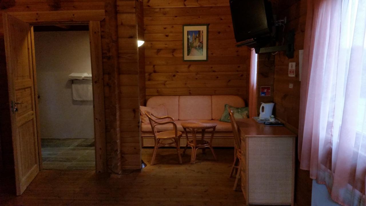 Auberge Du Flambadou Villematier Esterno foto